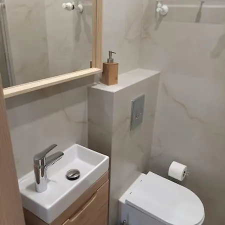 Dwupoziomowe Mieszkanie W Willowej Dzielnicy * Sopot