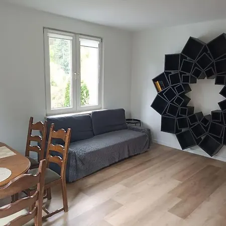 Apartment Dwupoziomowe Mieszkanie W Willowej Dzielnicy